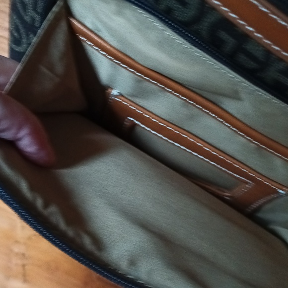 Giani Bernini crossbody bag fall colors brown tan like new - Picture 7 of 11